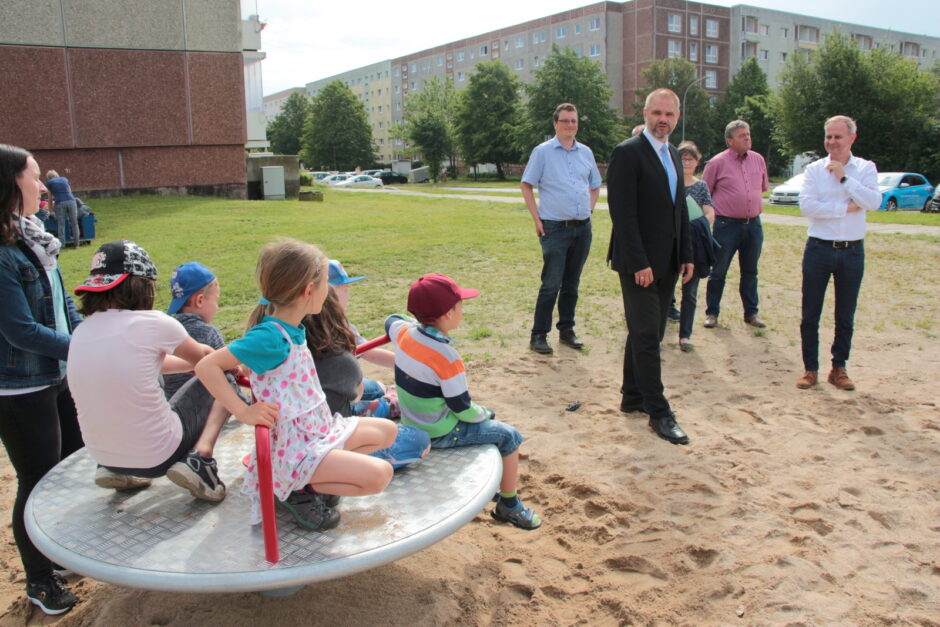 Neuer Spielplatz im Stralsunder Stadtteil Grünhufe begeistert Kinder