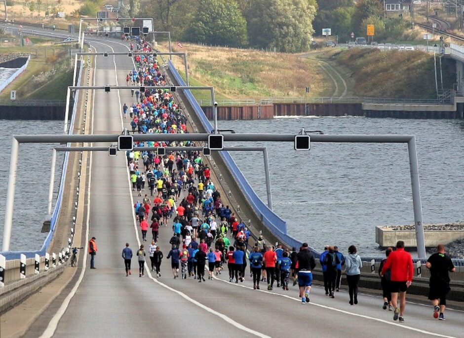 Rügenbrücken-Marathon in Stralsund sucht Helfer
